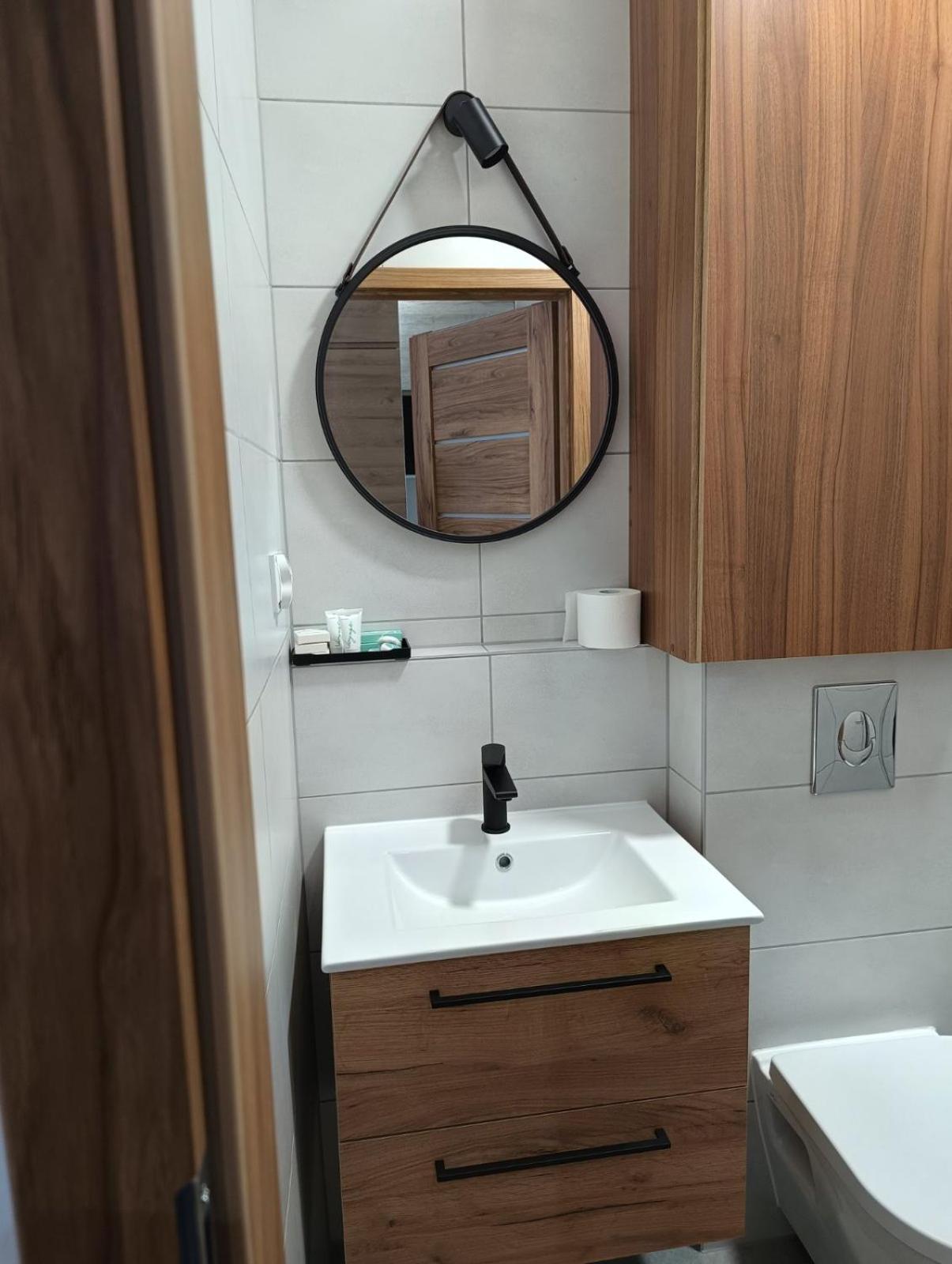 Mh Apartments A.Towarnickiego Rzeszow Bagian luar foto